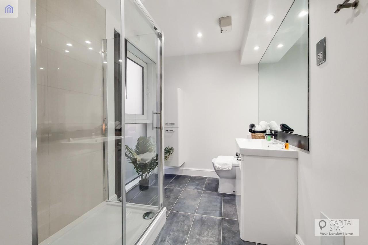 Free Parking - Stylish Three Bedroom Apartment By London Excel Ngoại thất bức ảnh